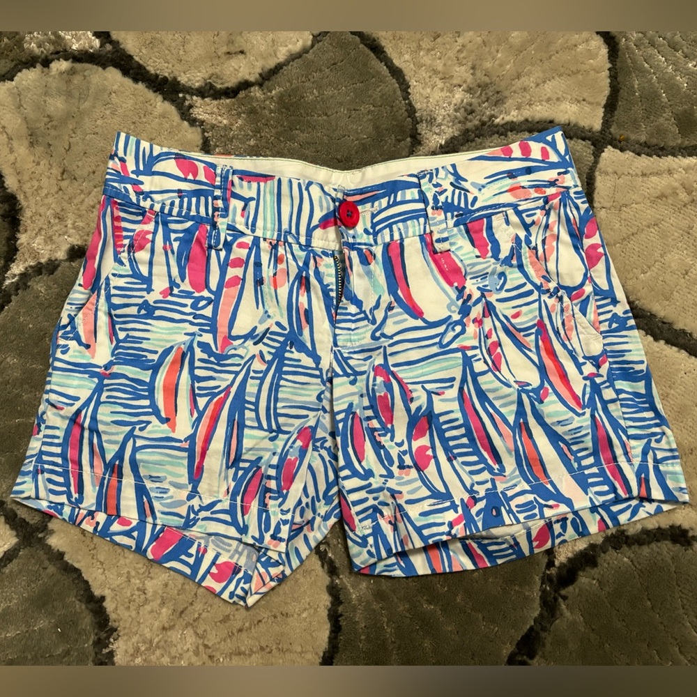 EUC Lilly Pulitzer Red Right Return Shorts - Size 00